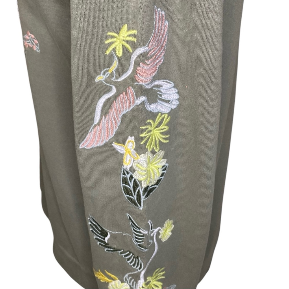 CG Sport Green Embroidered Graphic Crewneck Sweatshirt‎ Sz M - Picture 5 of 7